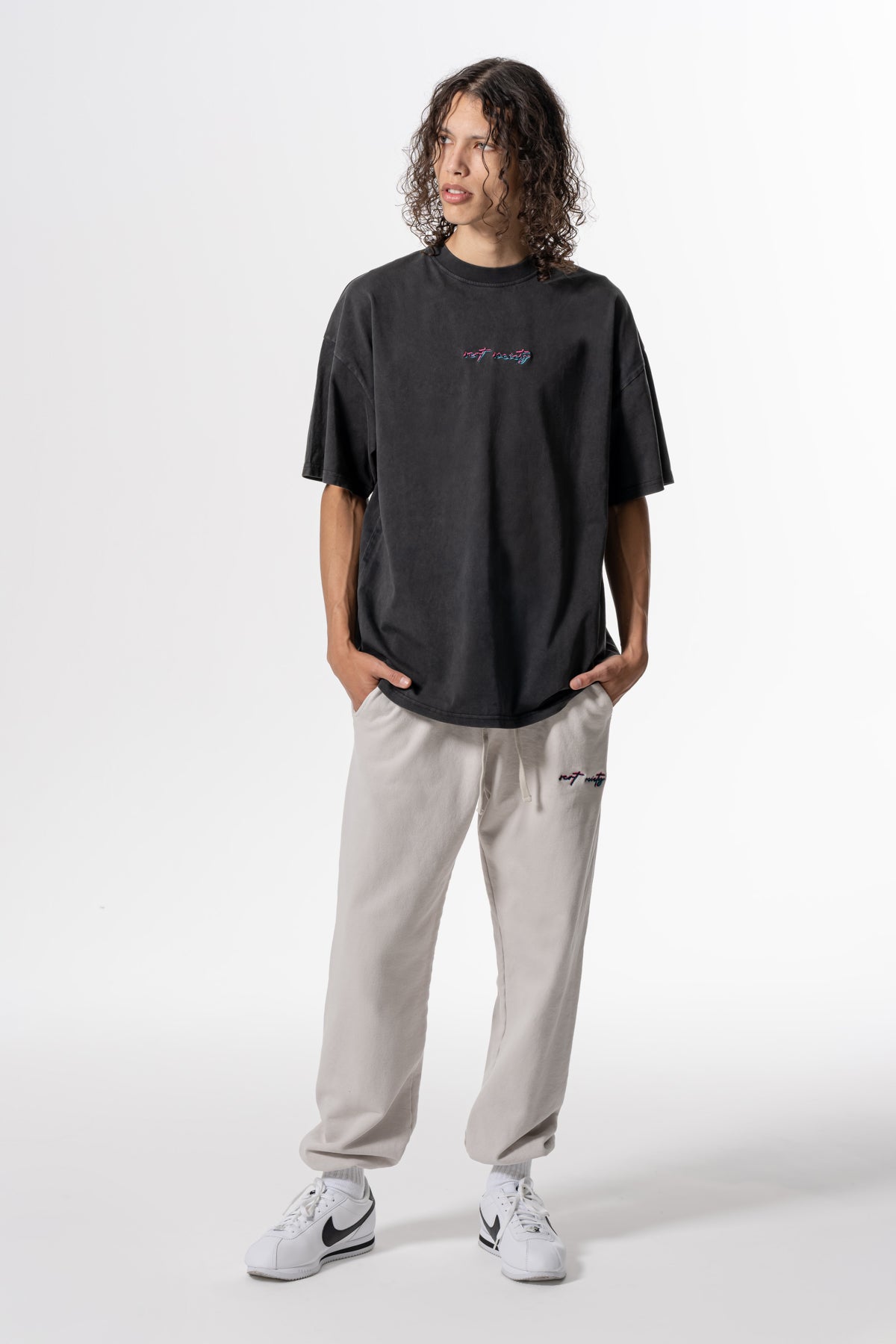 inez article 1 retro tee