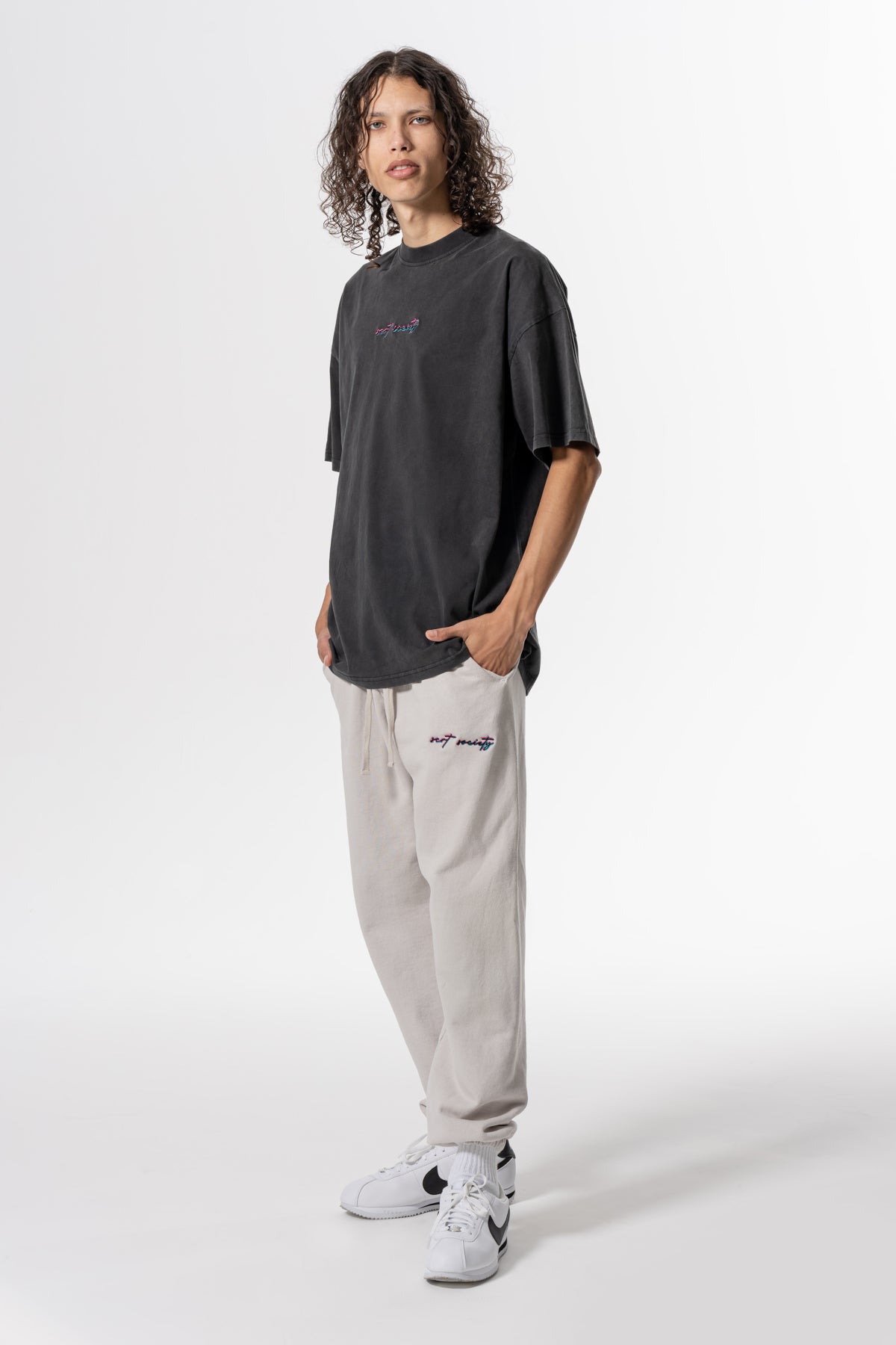 inez article 1 retro tee