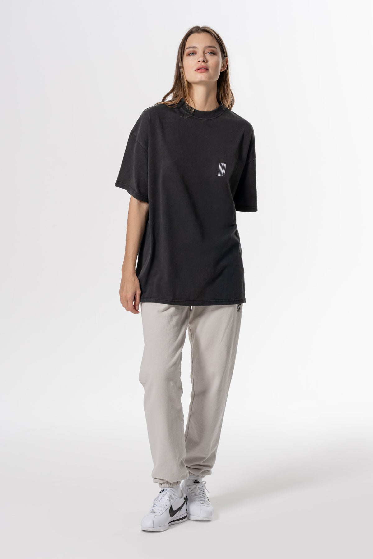 beverly article 1 logo tee