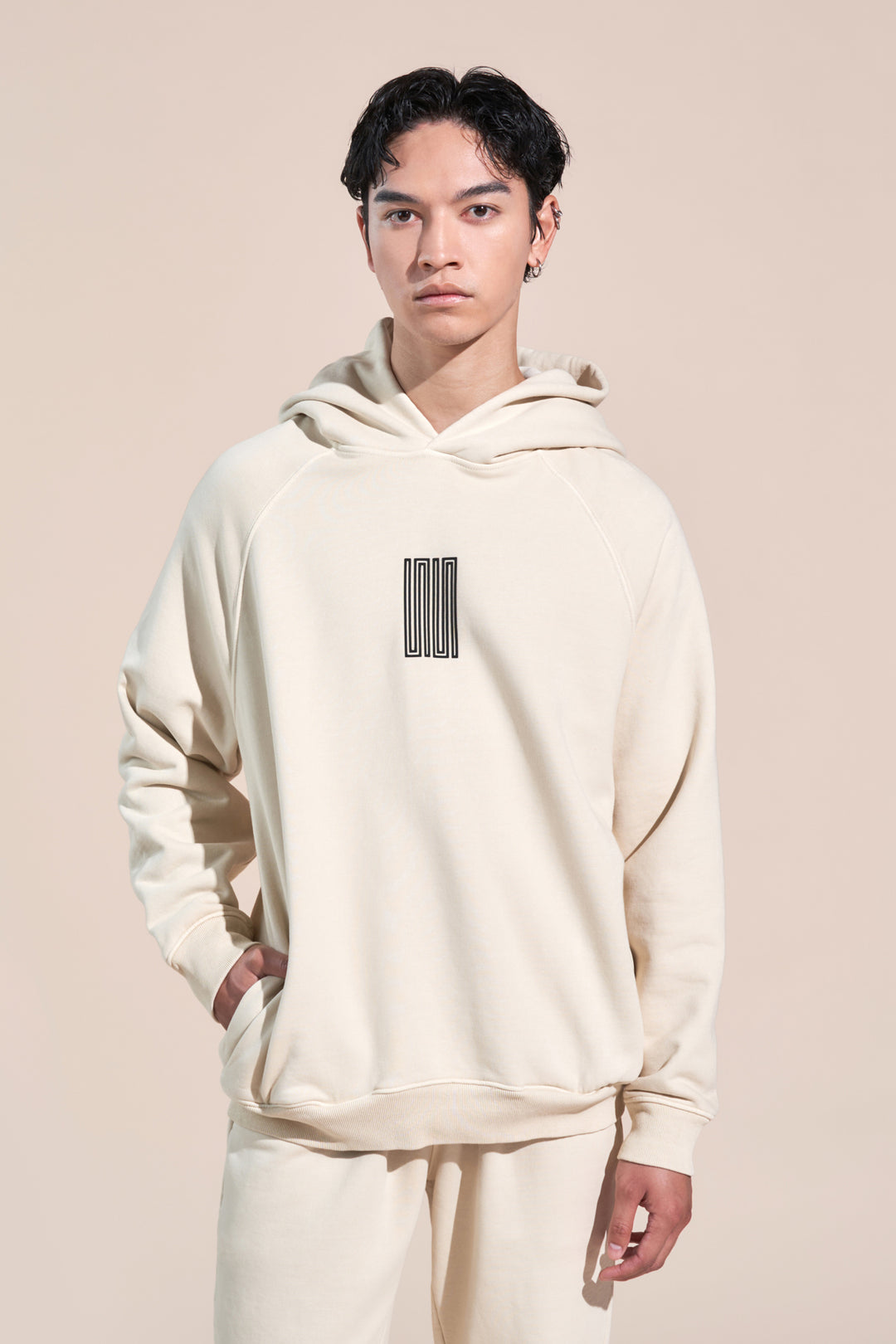 encino article 6 logo raglan hoodie cream