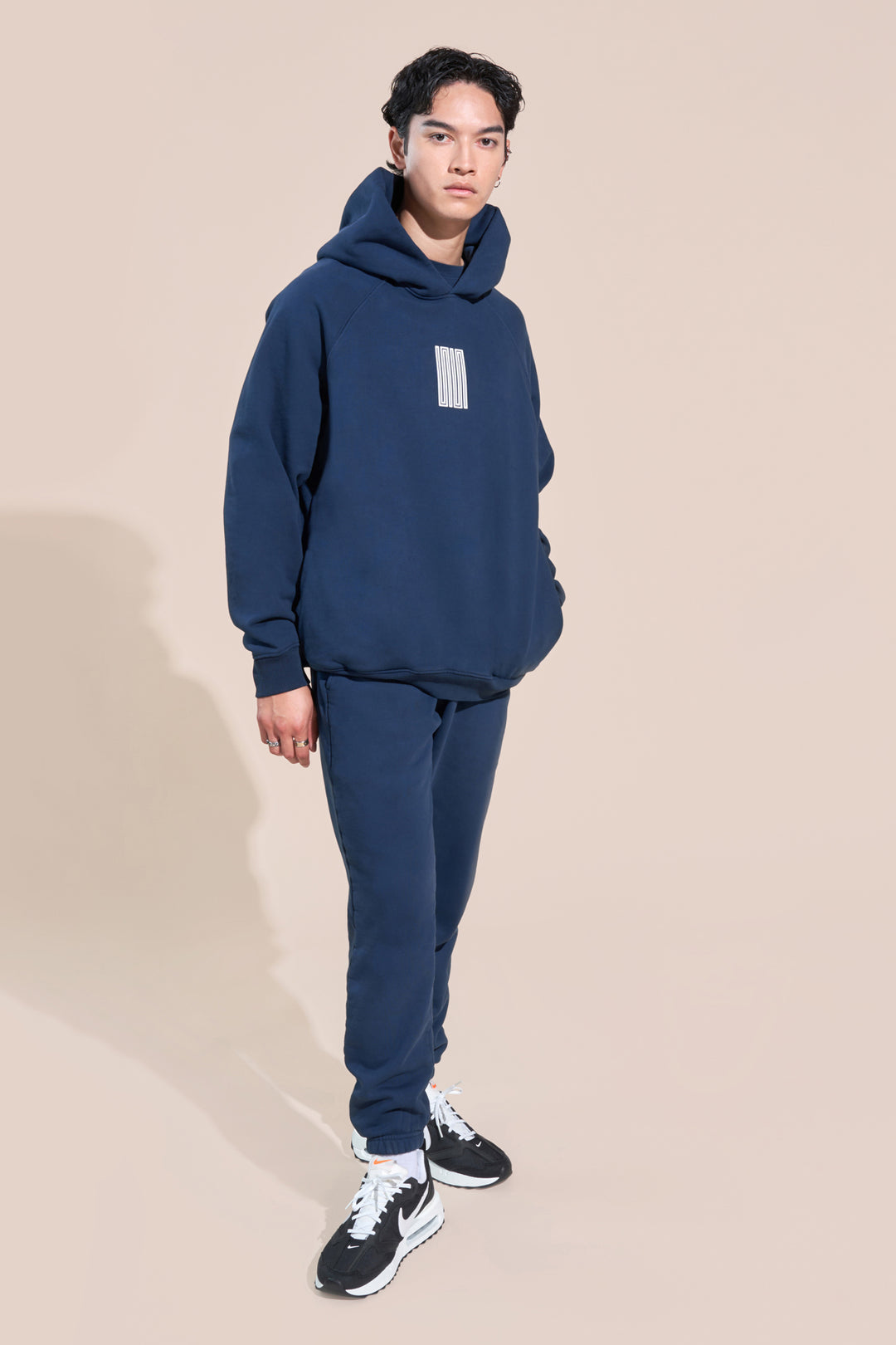 encino article 6 logo raglan hoodie midnight