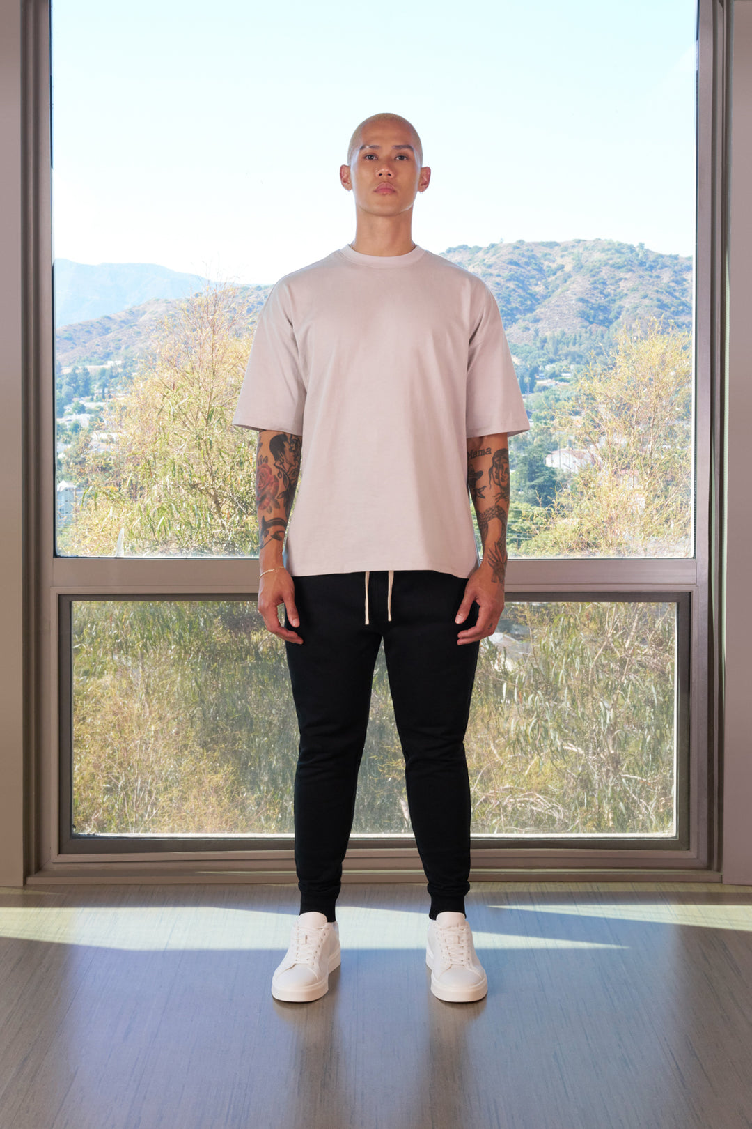 standards article 1 tee light taupe