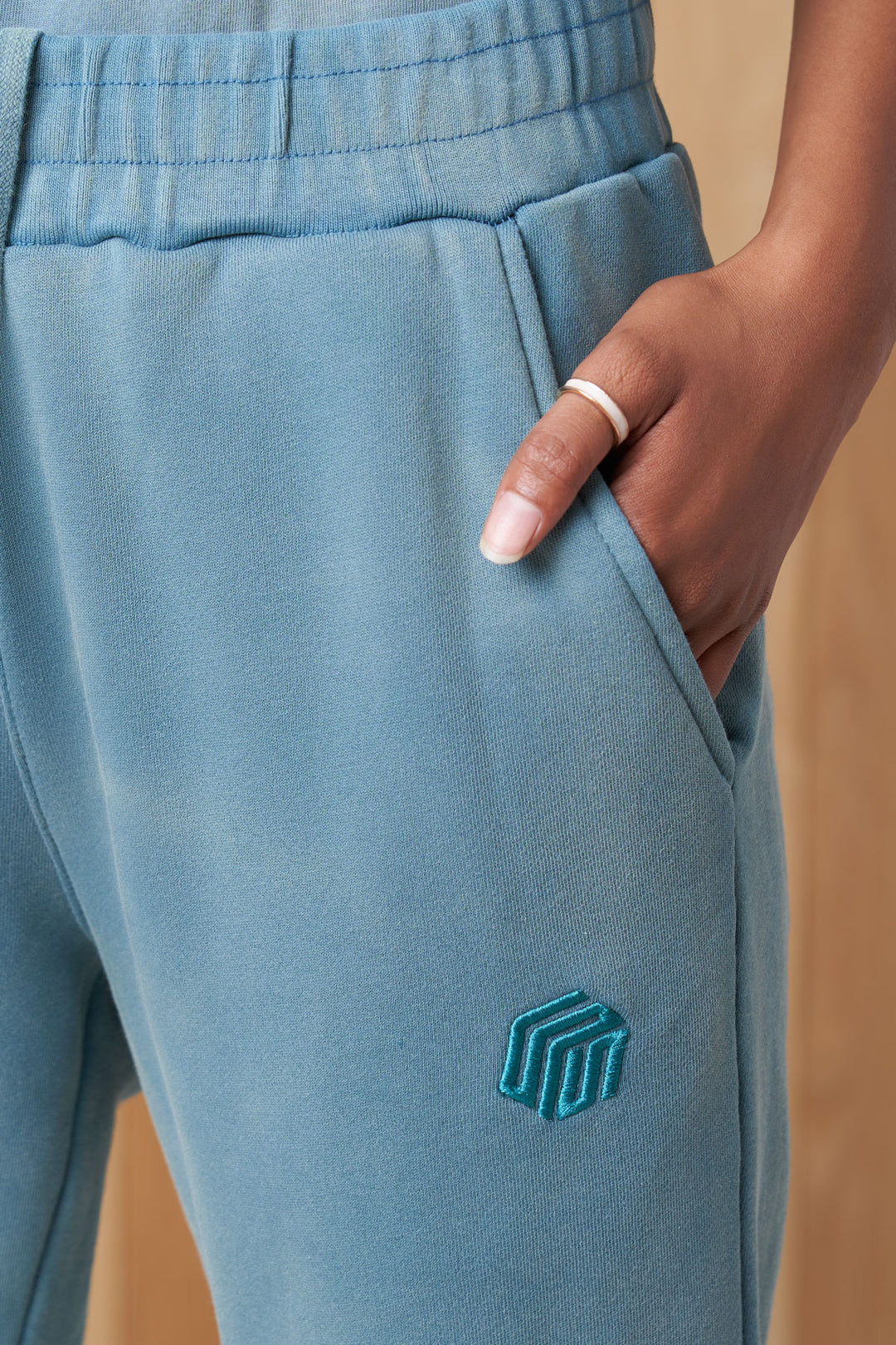 ramona article 3 cube logo sweatpants vintage teal