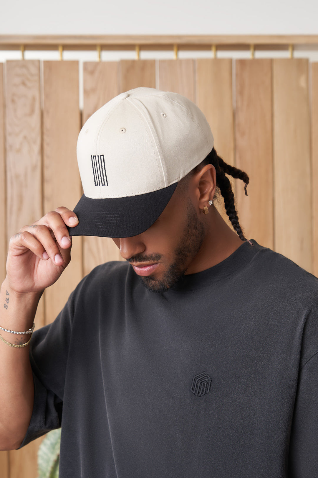 pinewood article 7 logo hat black