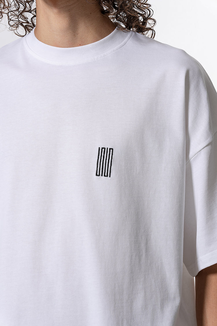 beverly article 1 logo tee