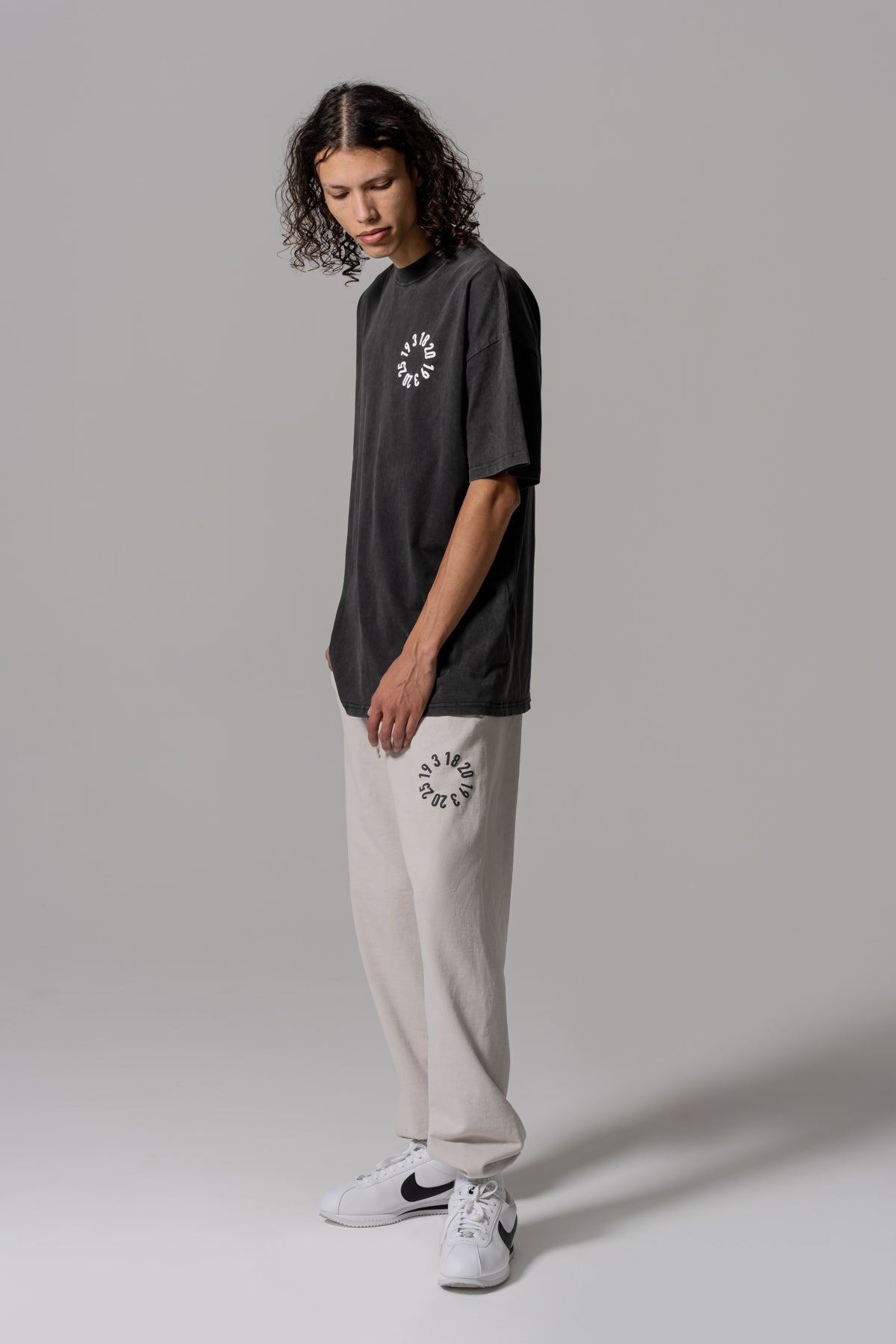union article 3 numbers sweatpants