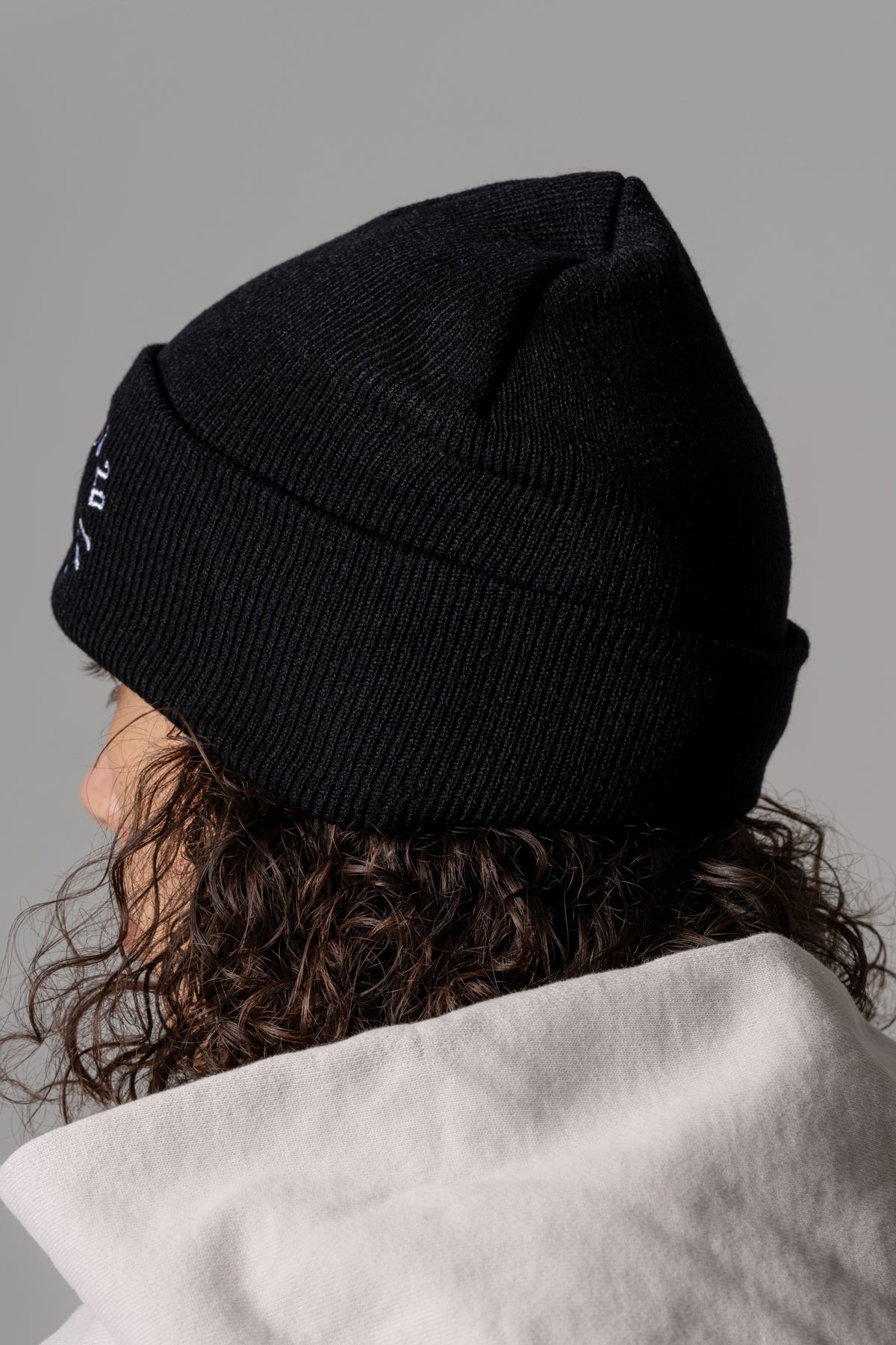 union article 7 numbers beanie