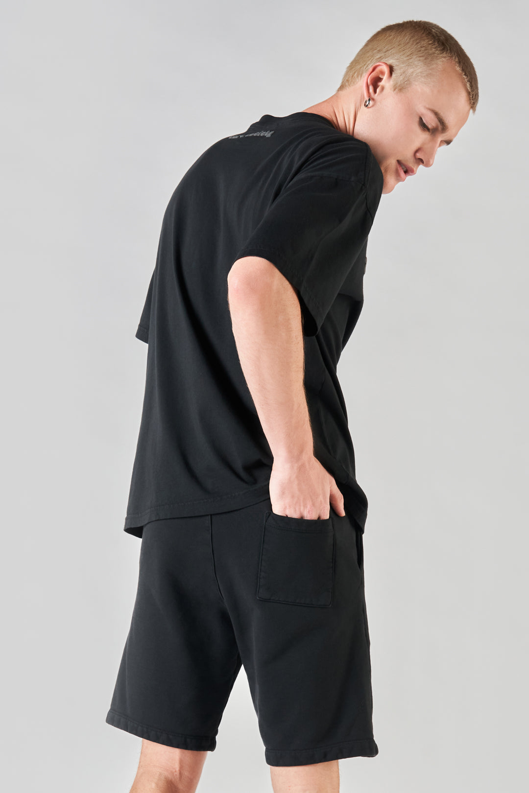 fairfax article 6 puff shorts black