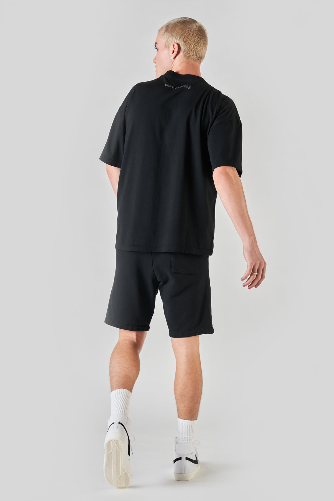 fairfax article 6 puff shorts black