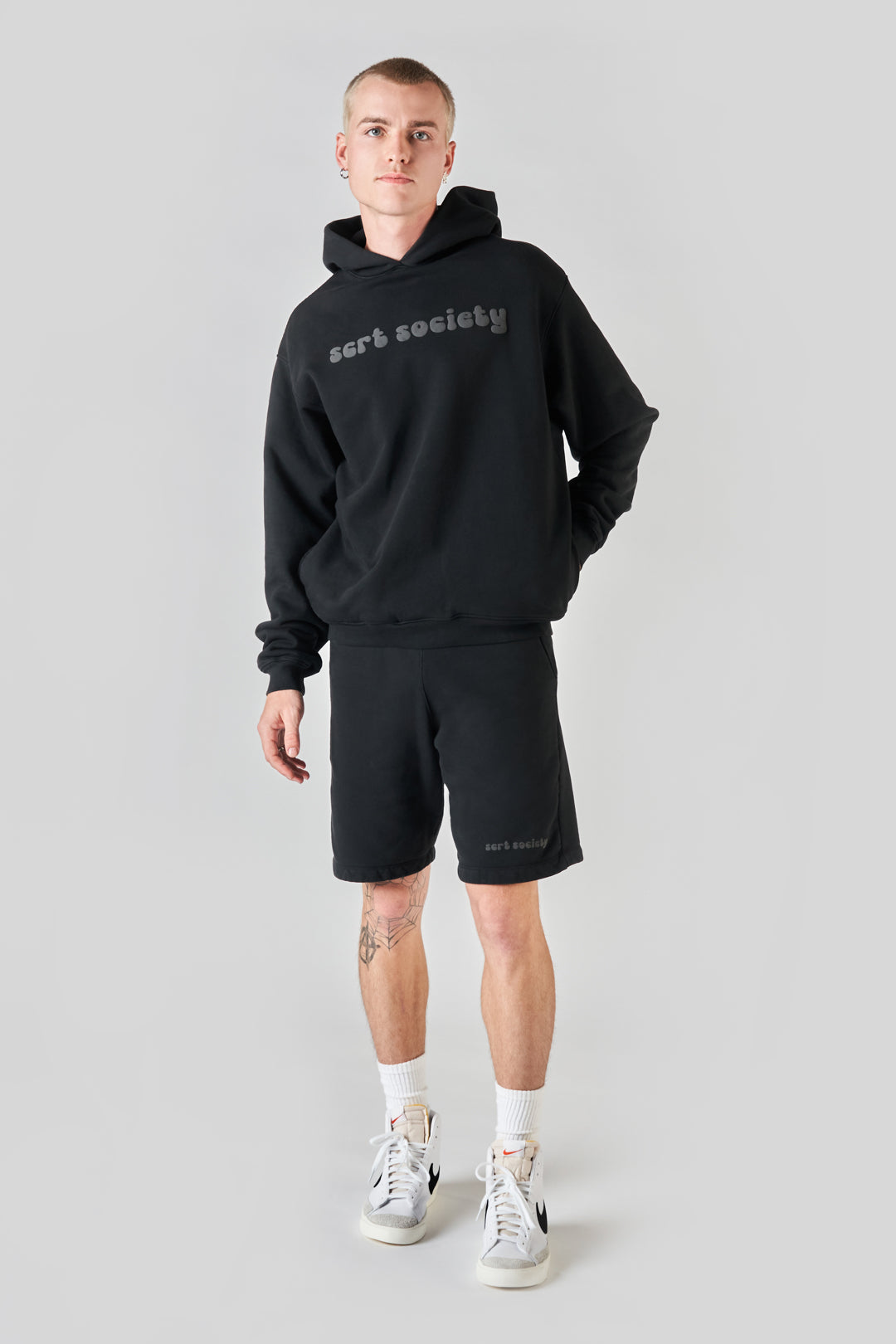 fairfax article 6 puff hoodie black