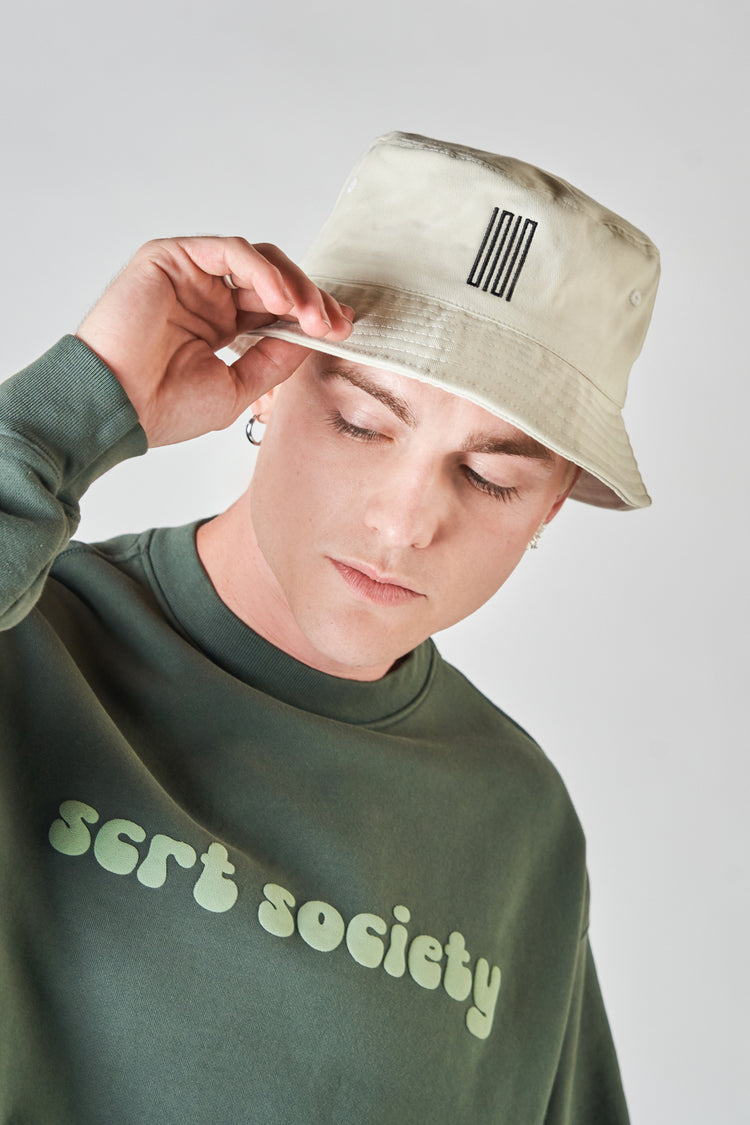 banks article 7 logo bucket hat sand