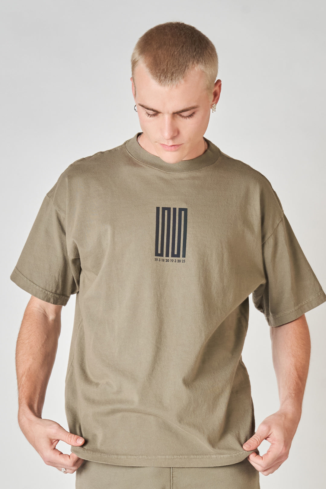 pacific article 6 logo tee