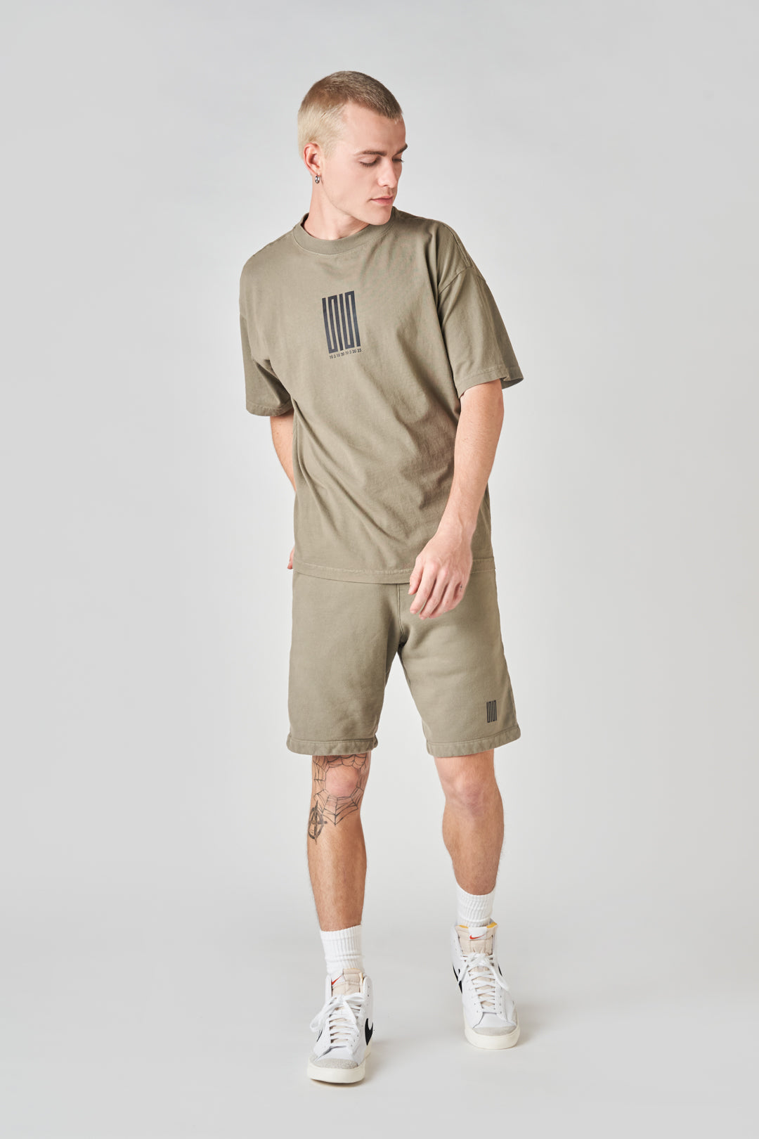 pacific article 6 logo tee