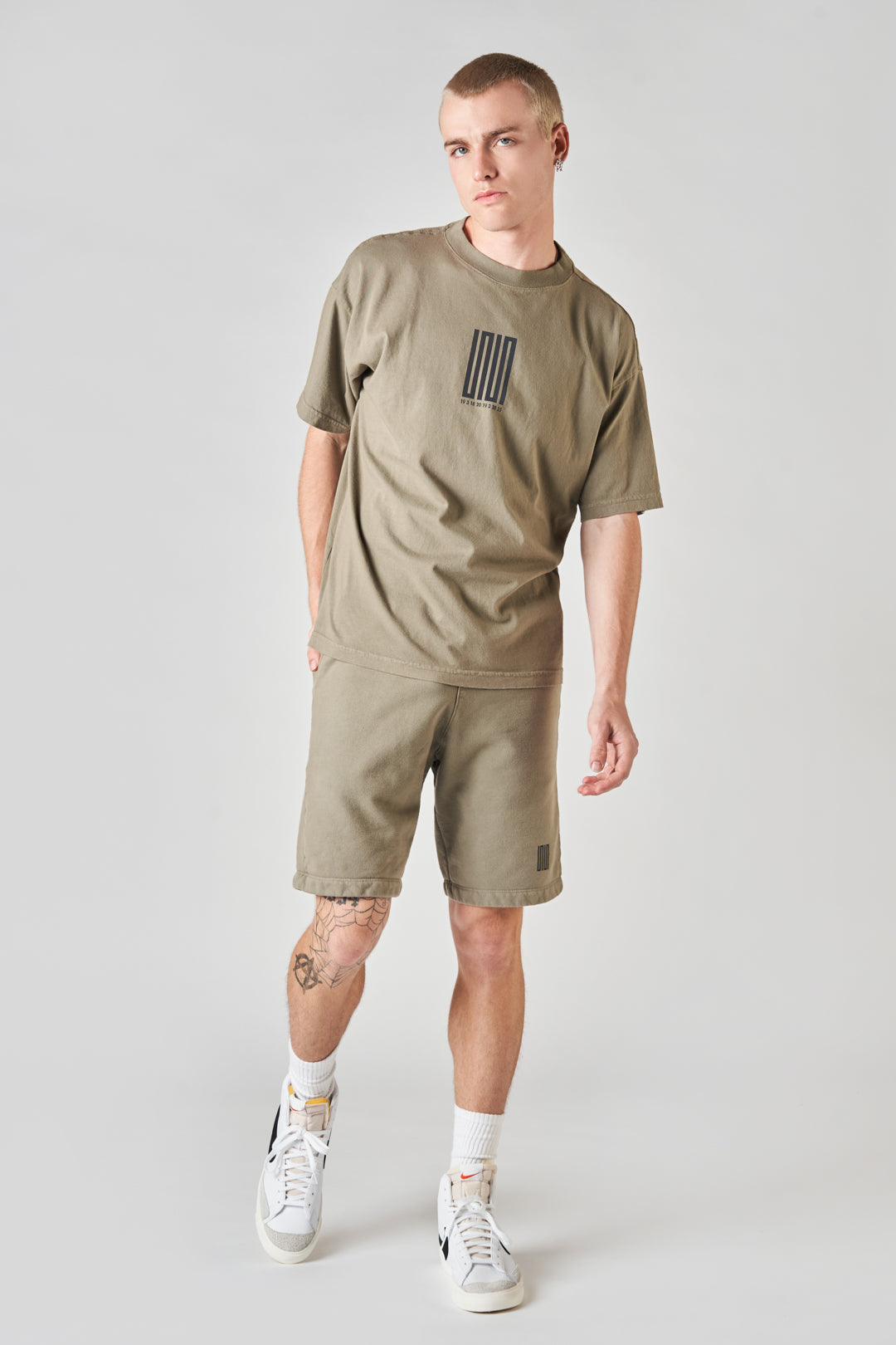 pacific article 6 logo tee