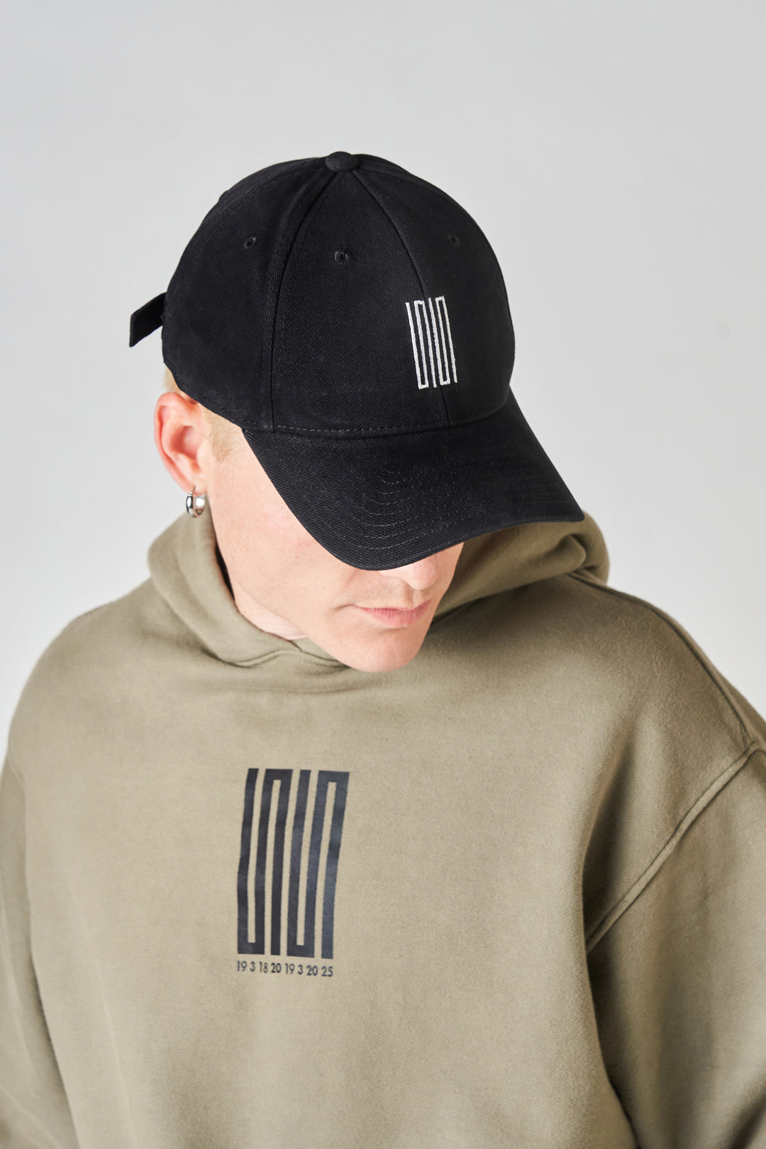 caspar article 7 logo hat