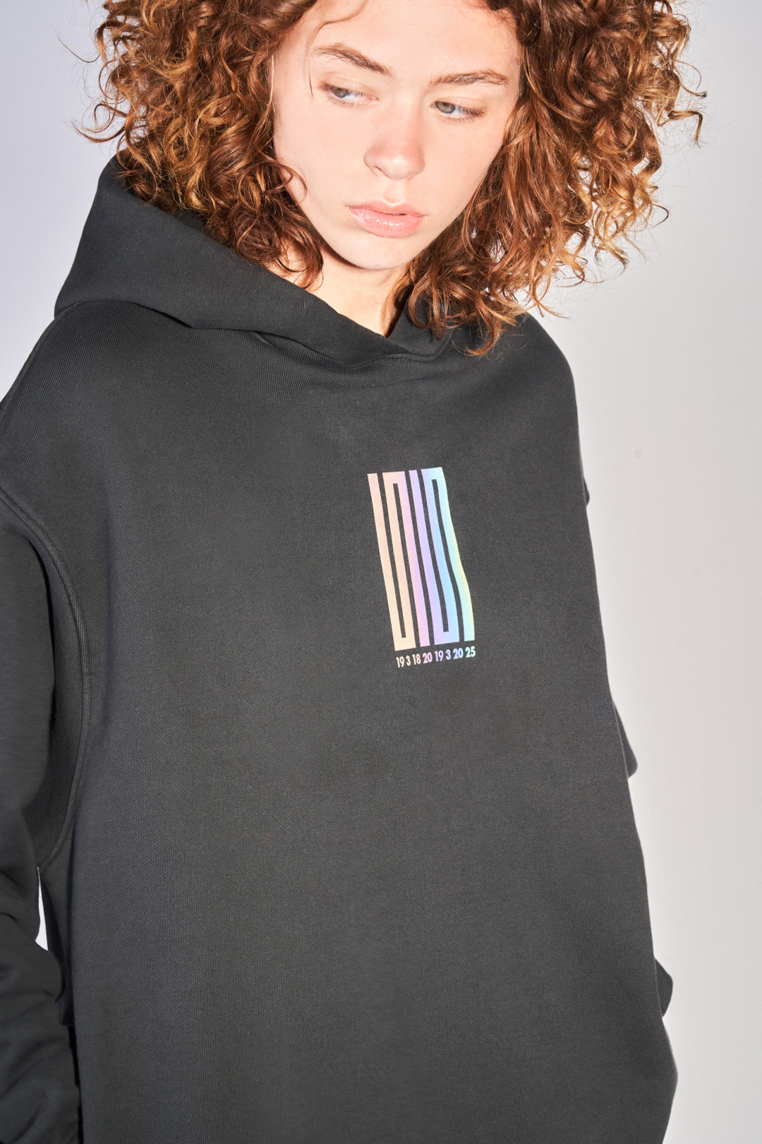 pacific article 6 logo hoodie black