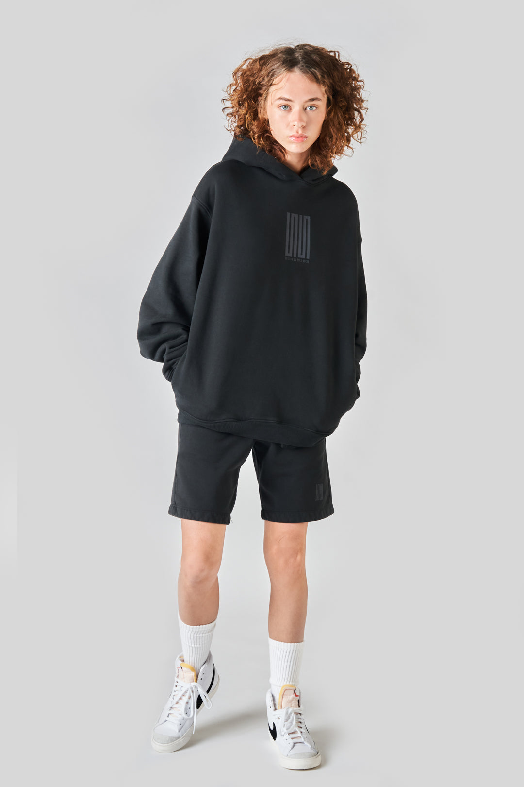 pacific article 6 logo hoodie black