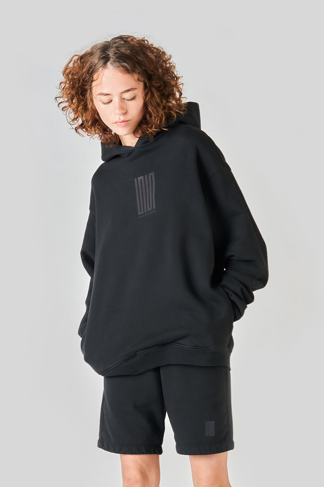 pacific article 6 logo hoodie black