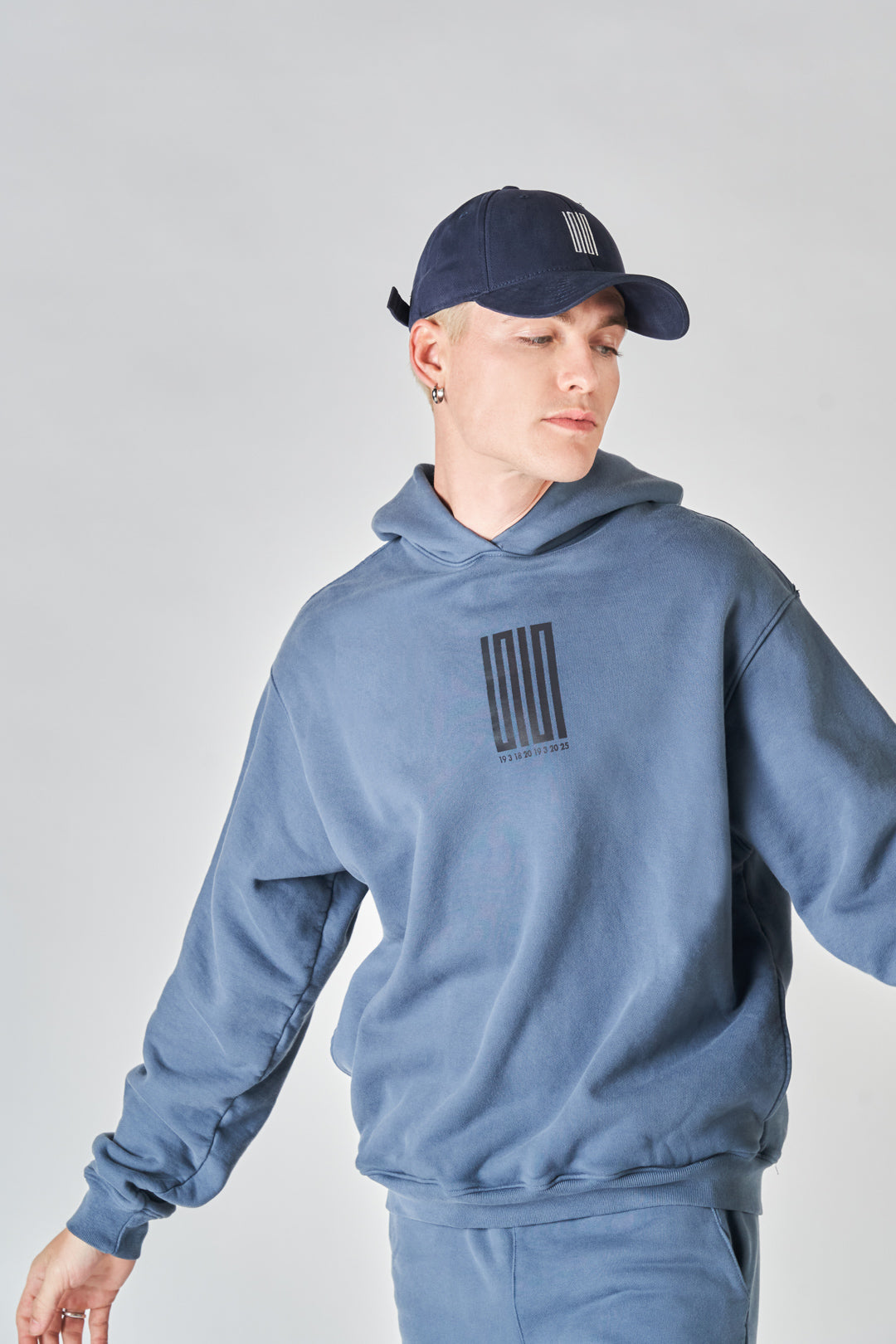 caspar article 7 logo hat navy