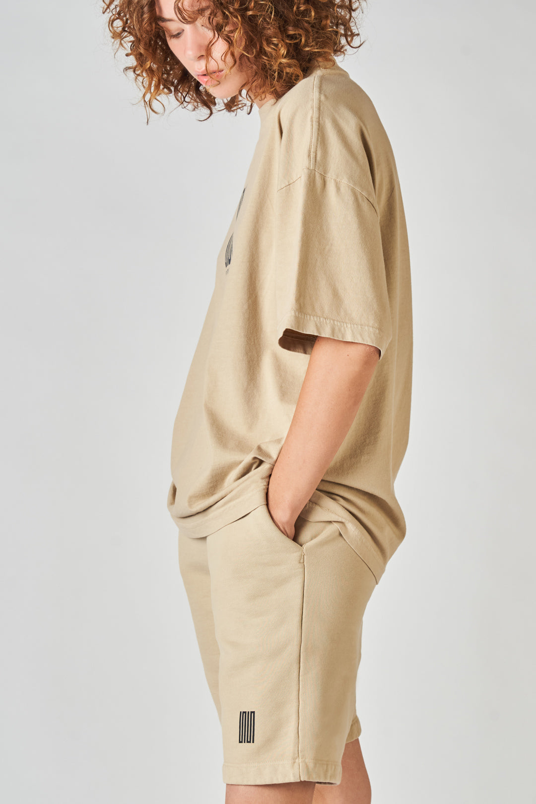 pacific article 6 logo shorts sand