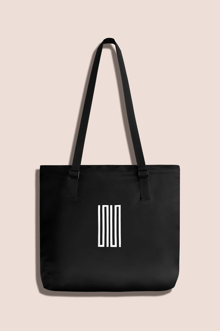 vera article 7 tote bag black