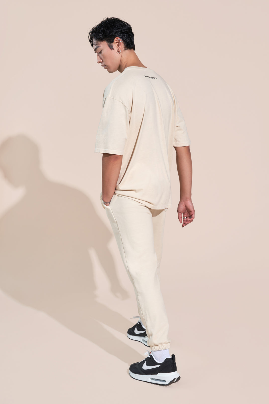 hadley article 3 numbers sweatpants off white