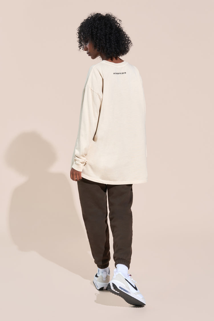 encino article 1 long sleeve logo tee off white
