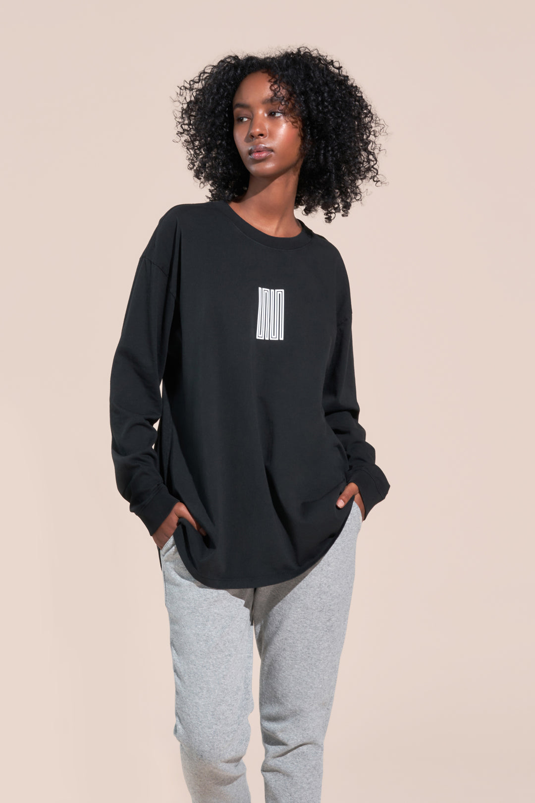 encino article 1 long sleeve logo tee black
