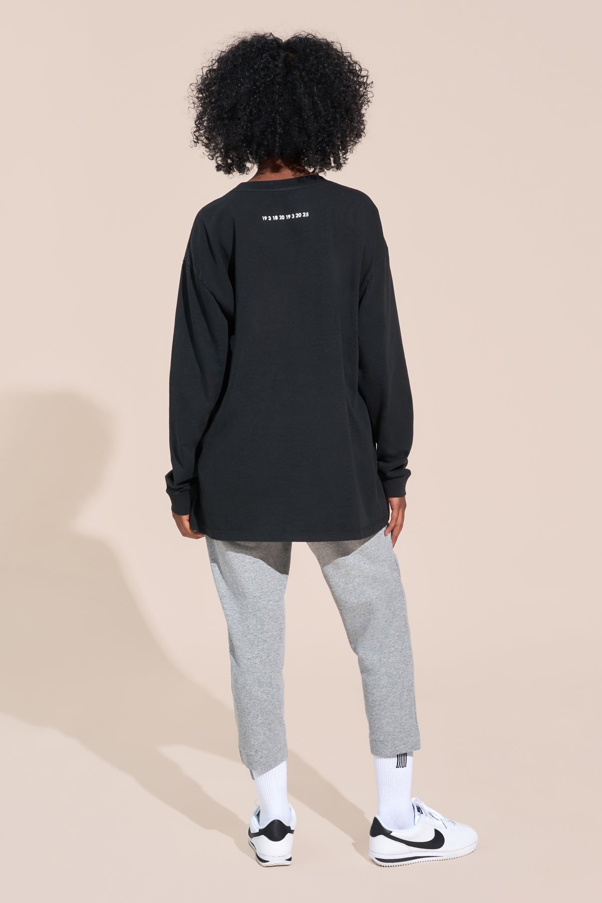 encino article 1 long sleeve logo tee black
