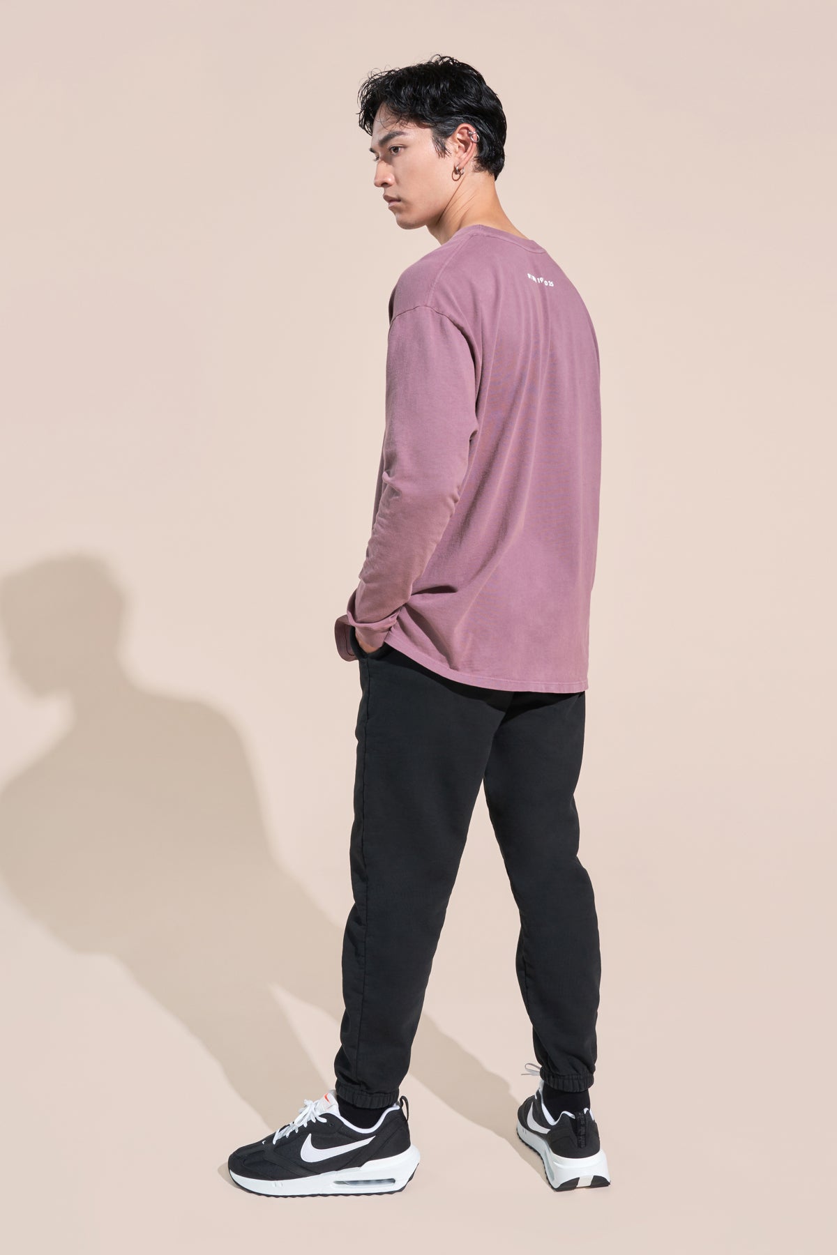 hadley article 3 numbers sweats black